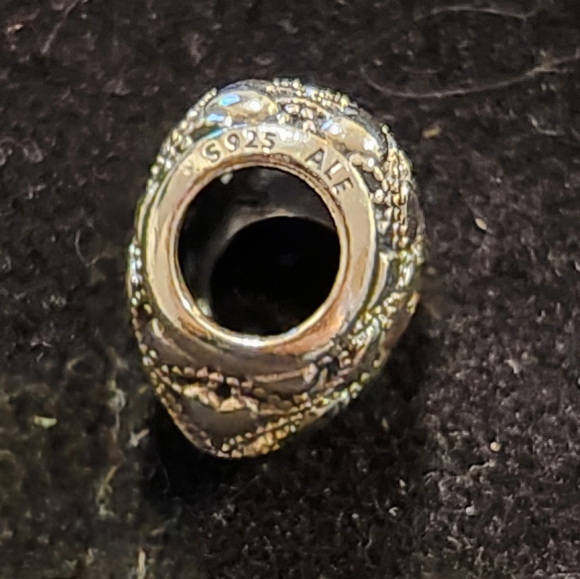 2016 Pandora Club special edition Retired Charm with genuine Diamond - Picture 5 of 5